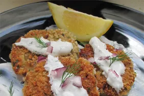 Falafels with Yogurt-Dill Sauce